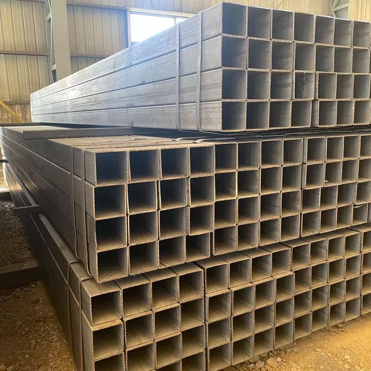 ¿Qué hace que el tubo rectangular con rayas negras sea la mejor opción para aplicaciones estructurales e industriales?