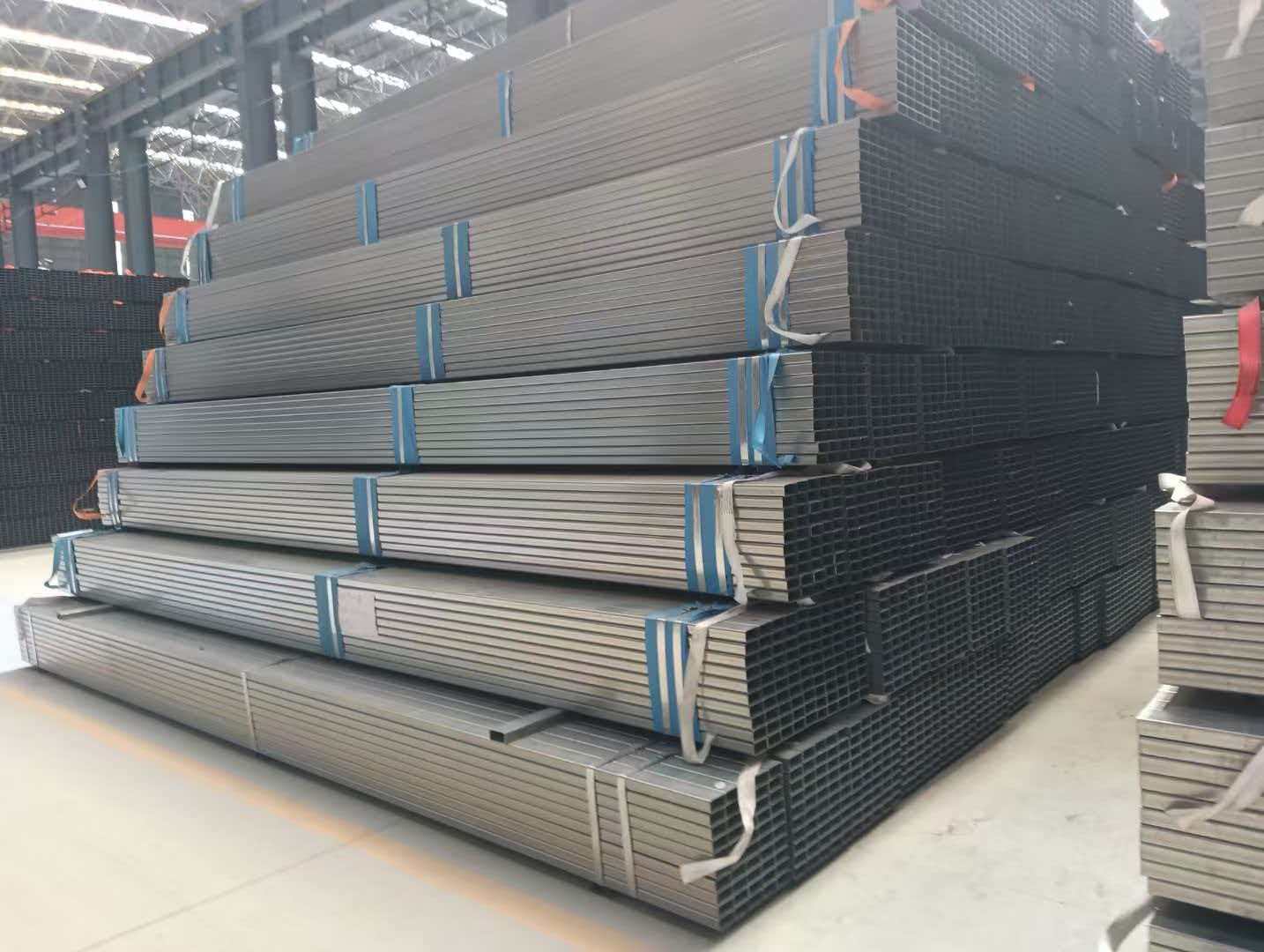 Tubería de acero cuadrada y rectangular galvanizada